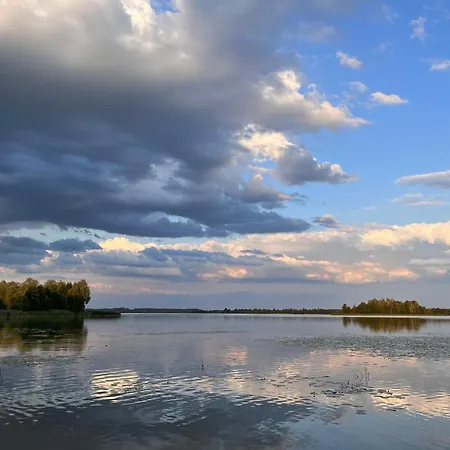Wodna Ostoja Z Pokojem Zabaw Nad Jeziorem Buczki Exterior photo
