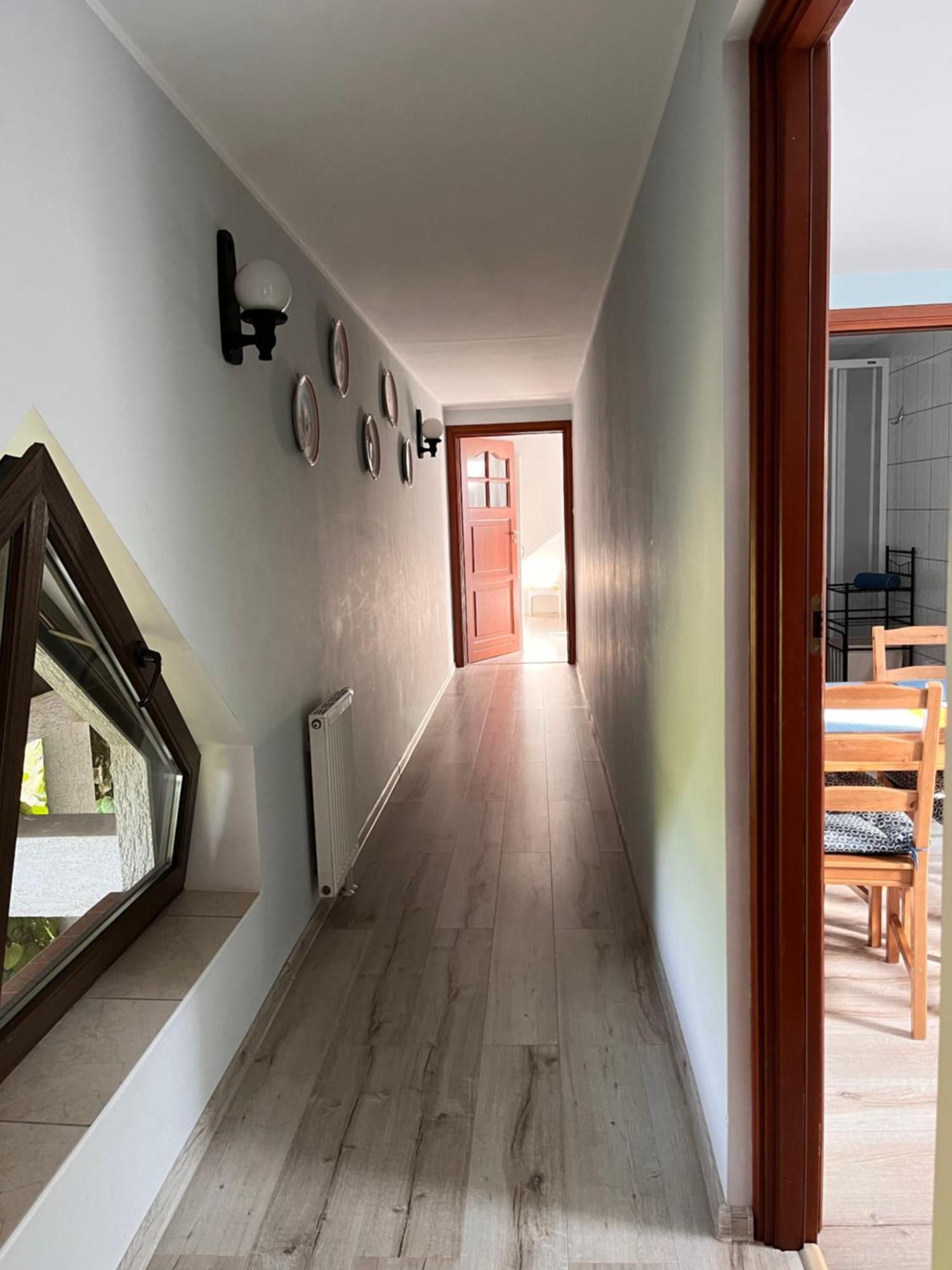 Wodna Ostoja Z Pokojem Zabaw Nad Jeziorem Apartment